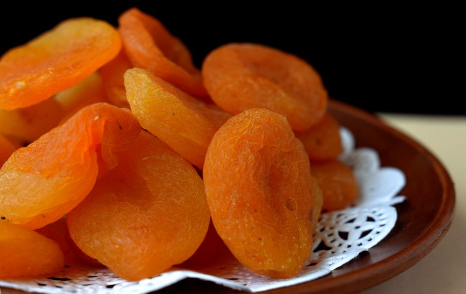 Польза и вред сушеных абрикосов